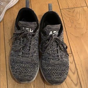 Apl techloom pro grey knit